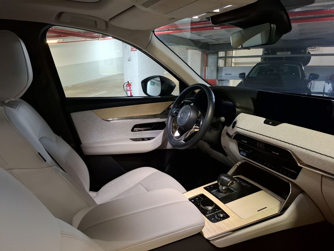 Foto Mazda CX-60 18