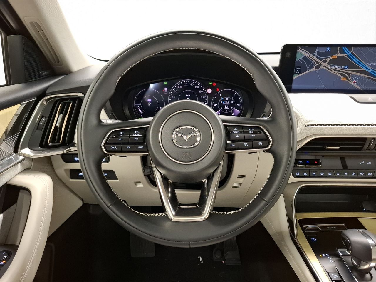 Foto Mazda CX-80 24