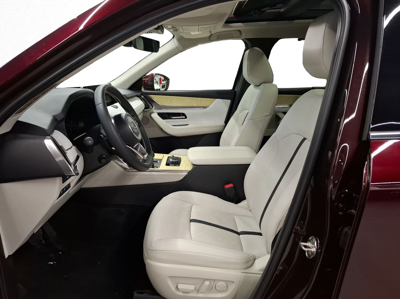 Foto Mazda CX-80 29