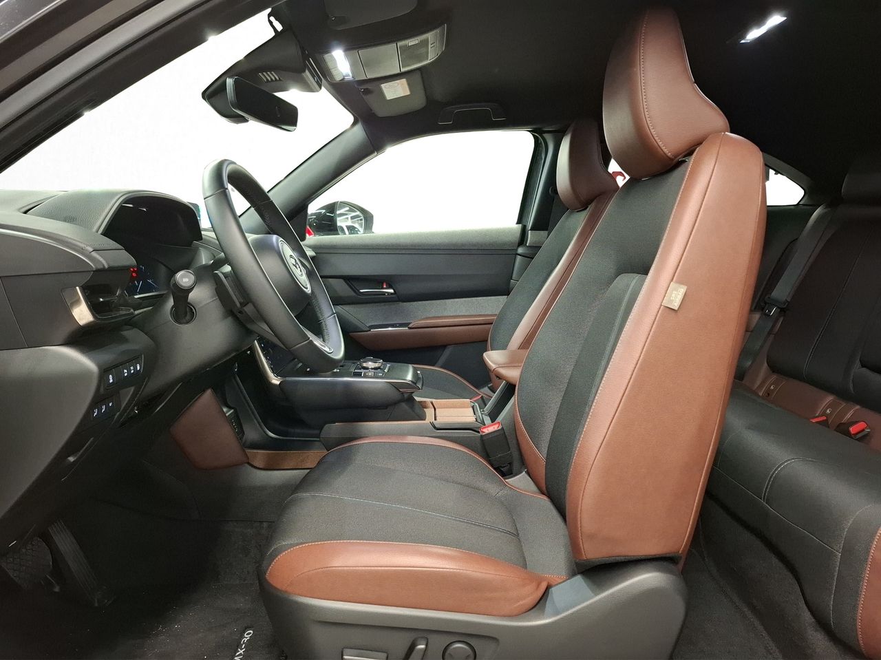 Foto Mazda MX-30 29