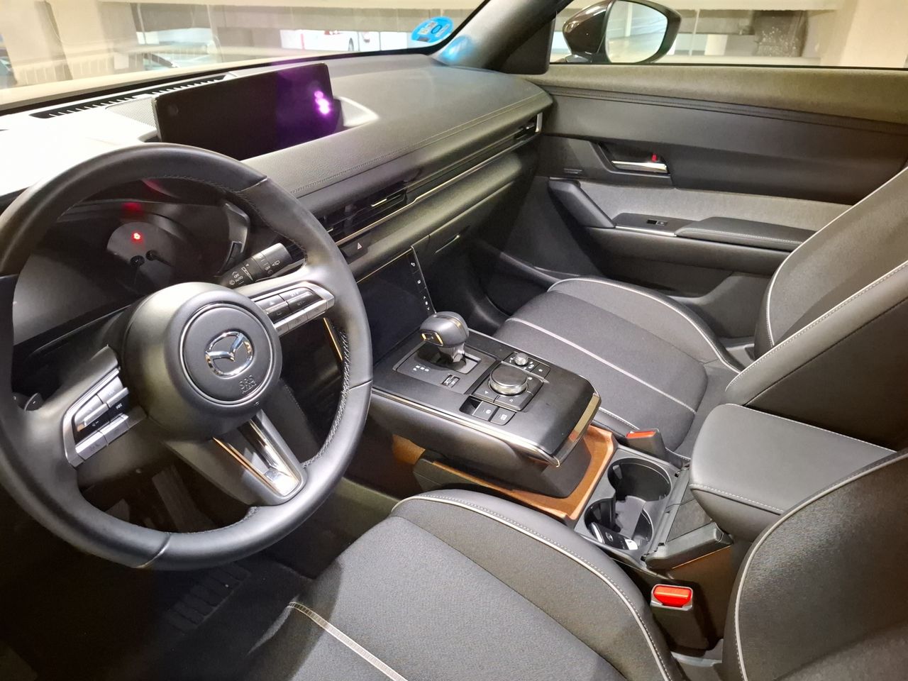 Foto Mazda MX-30 29