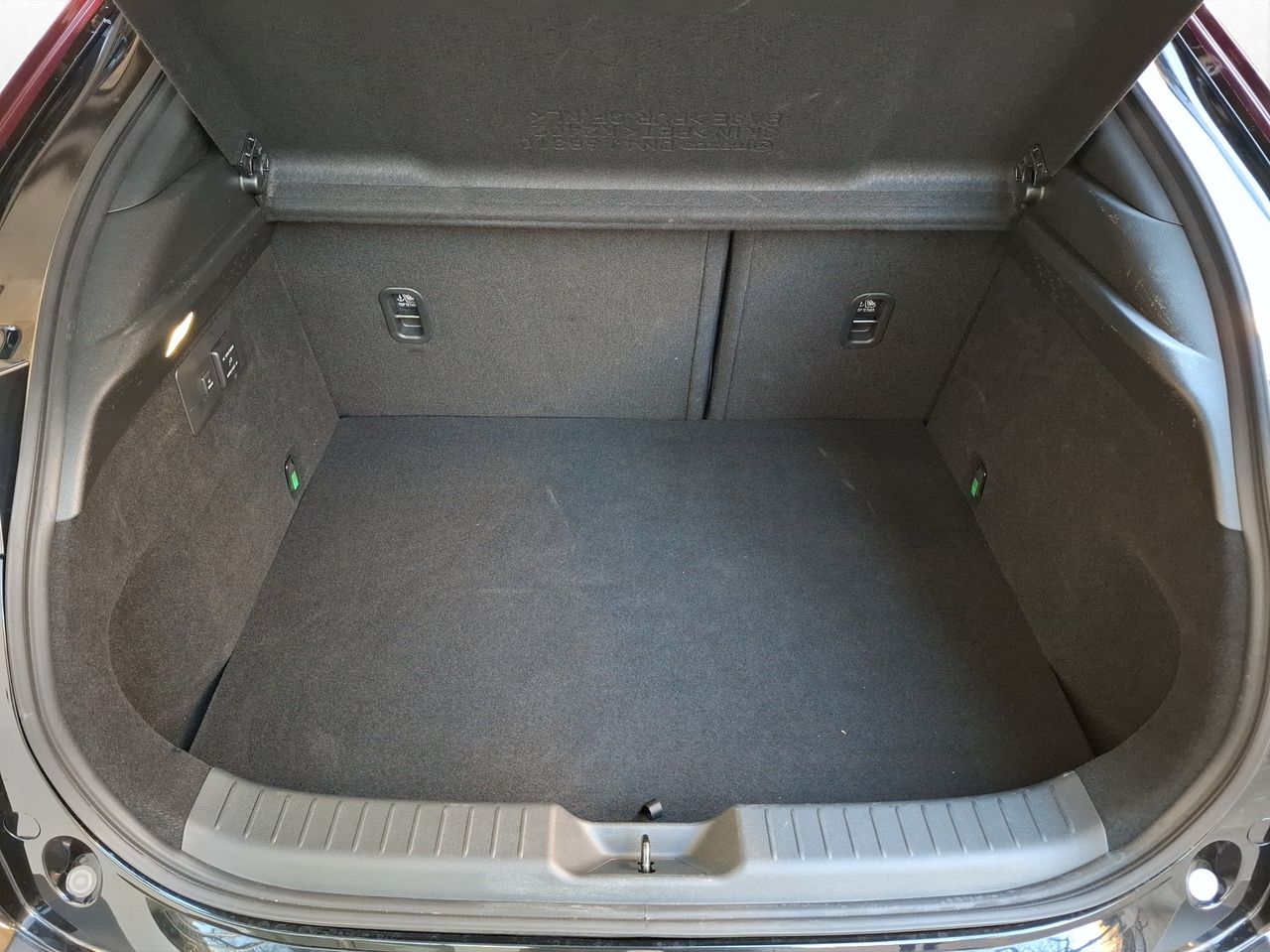 Foto Mazda MX-30 14