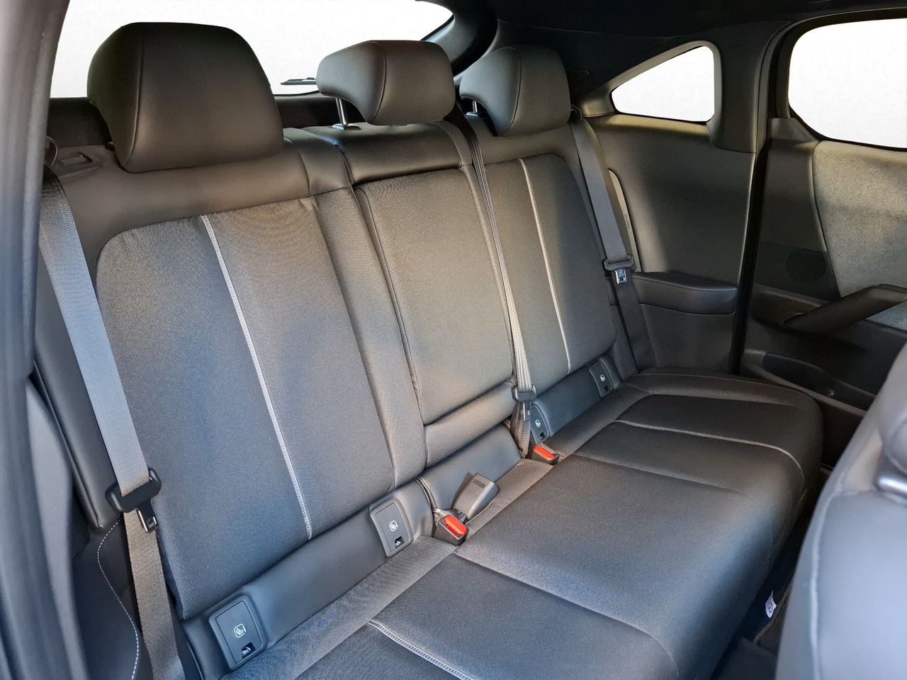 Foto Mazda MX-30 16
