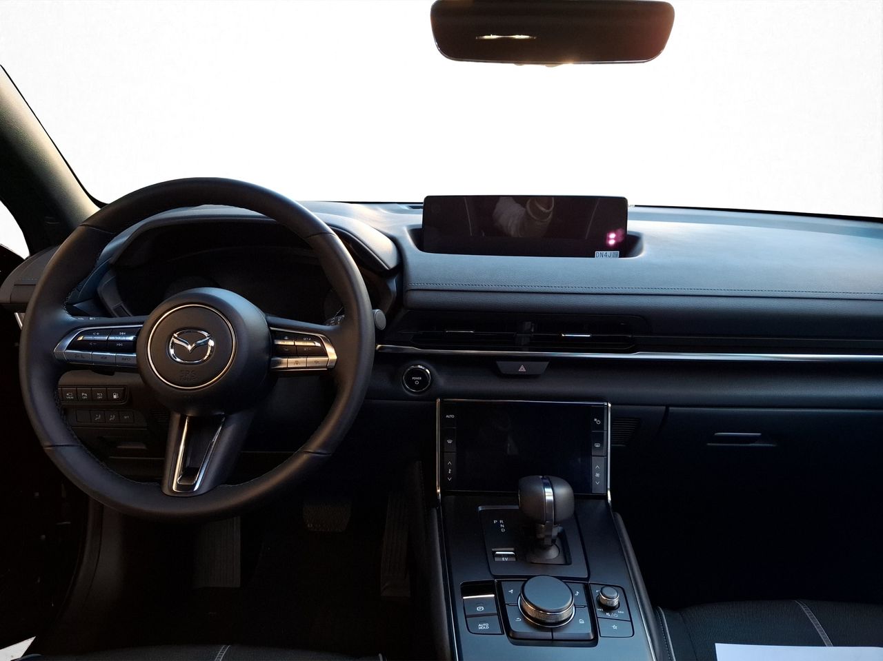 Foto Mazda MX-30 25