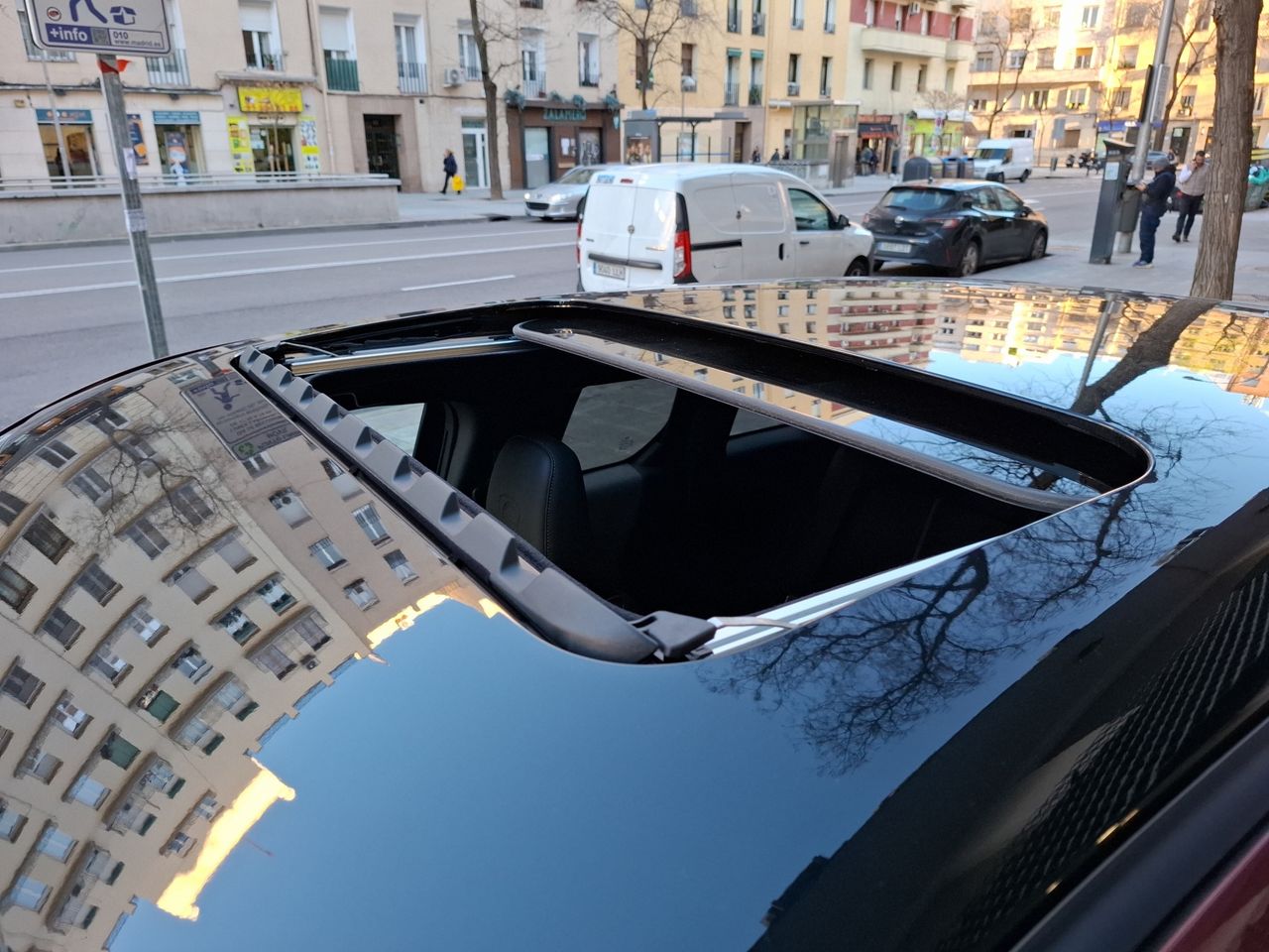 Foto Mazda MX-30 27