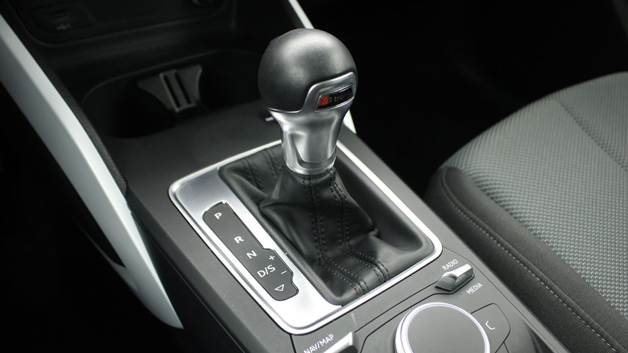 Foto Audi Q2 10