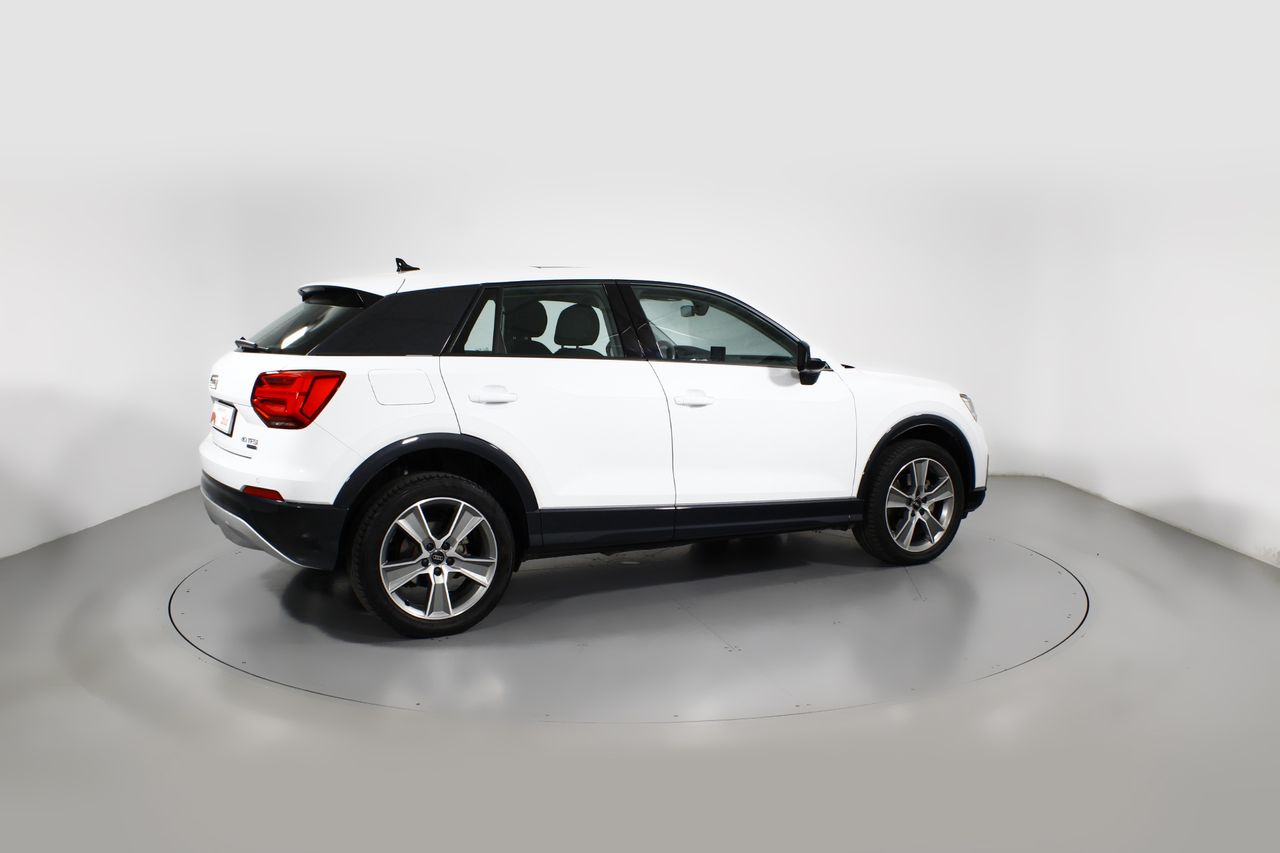 Foto Audi Q2 24