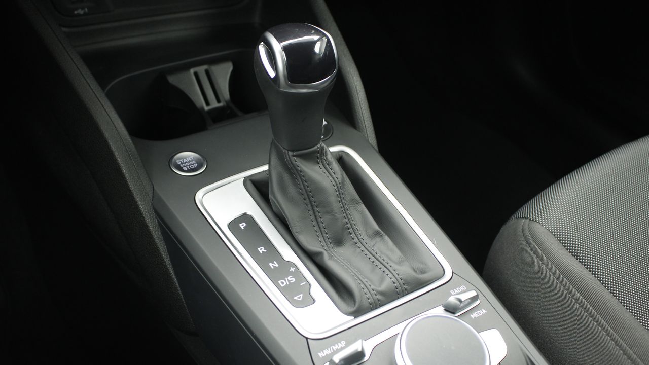 Foto Audi Q2 10