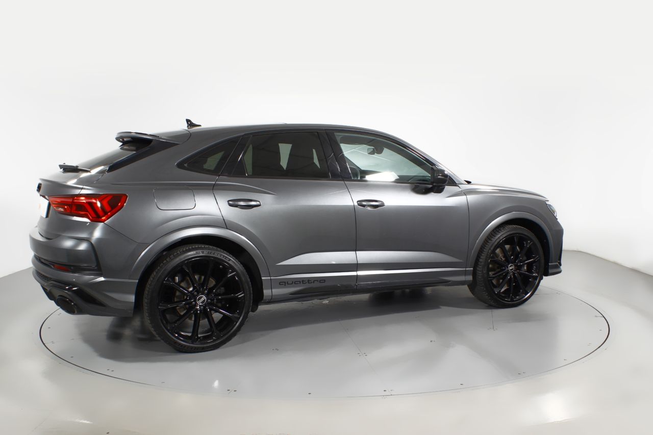 Foto Audi Q3 24