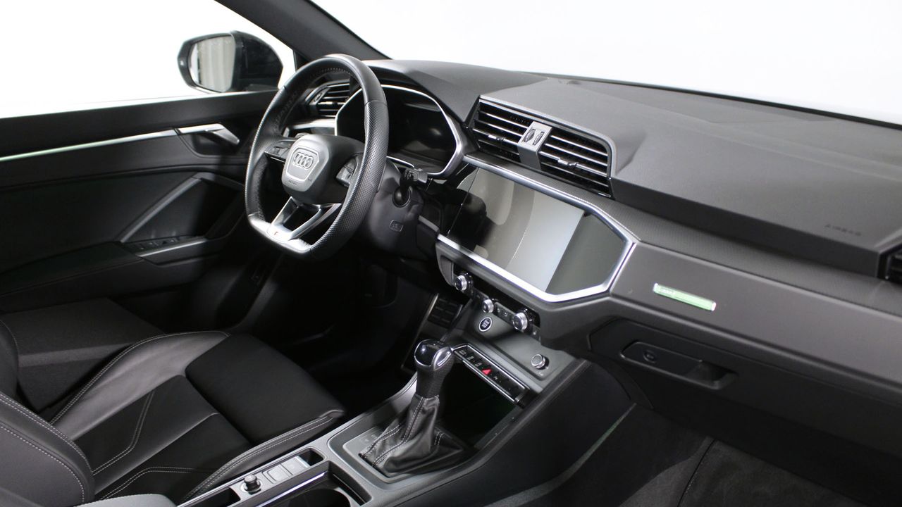 Foto Audi Q3 15