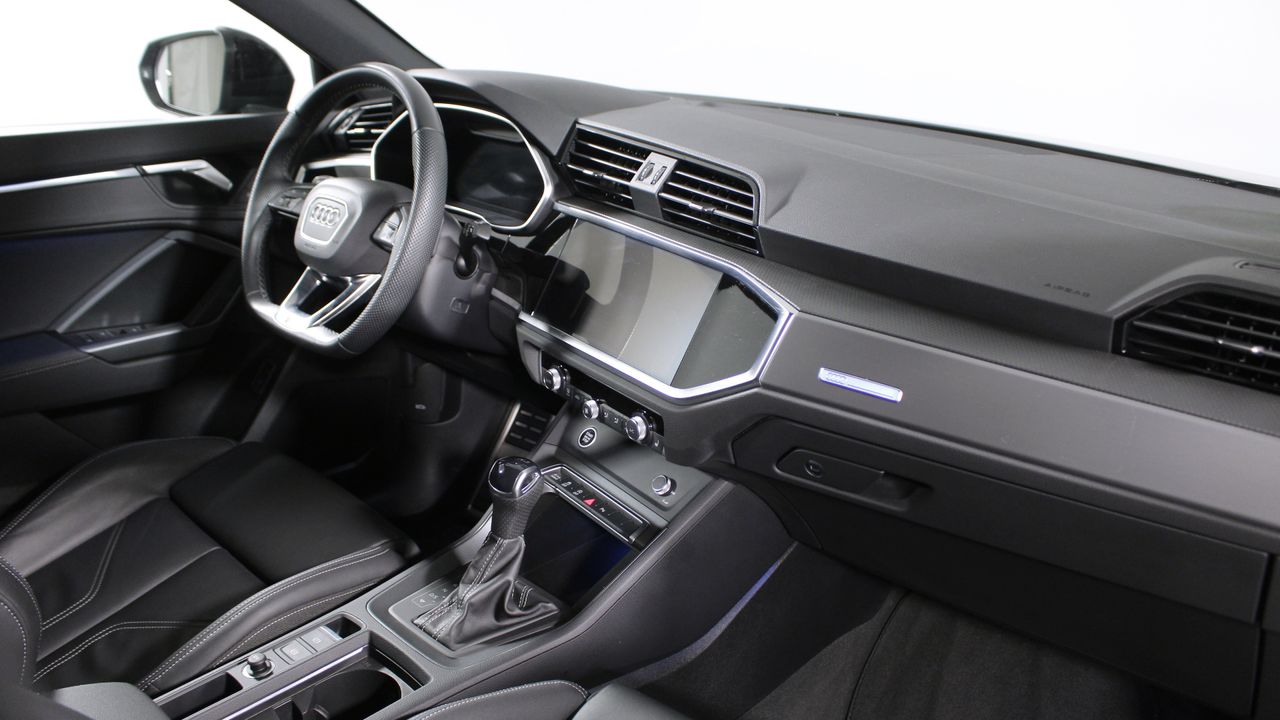 Foto Audi Q3 15