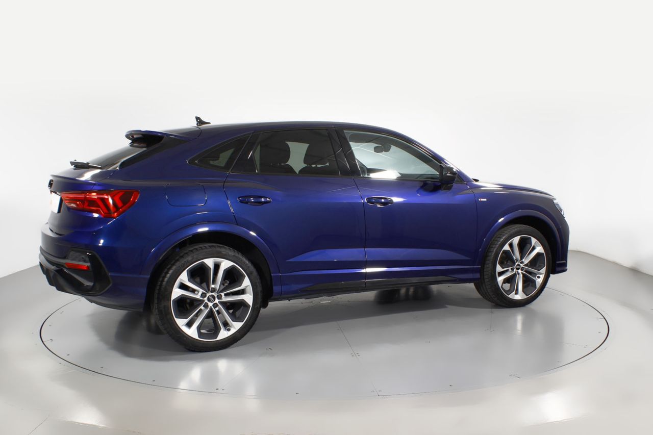 Foto Audi Q3 24