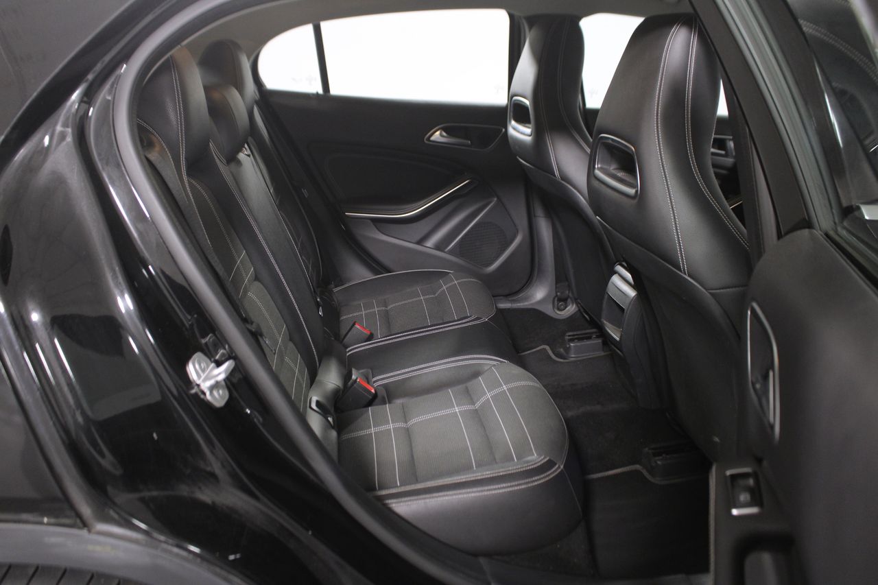 Foto Mercedes-Benz Clase GLA 6