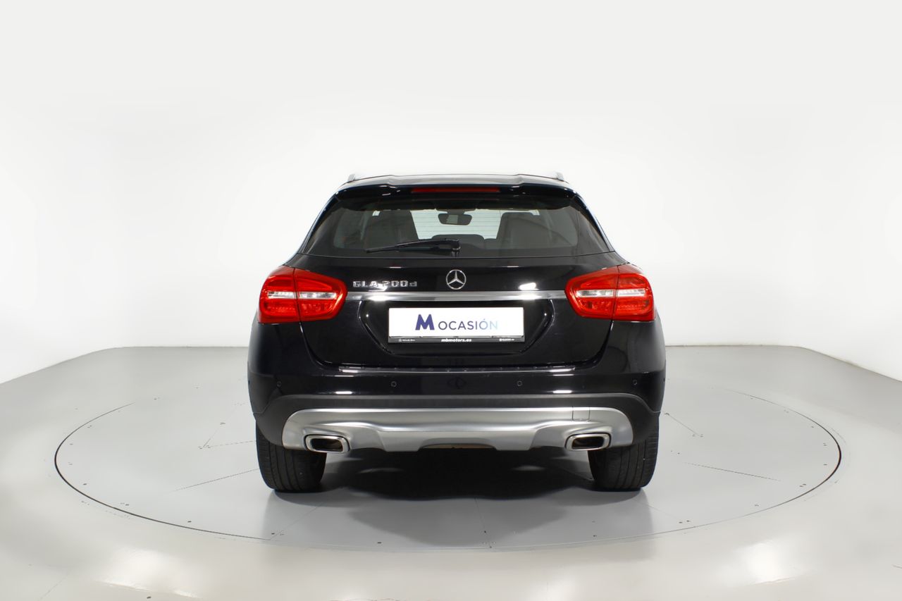 Foto Mercedes-Benz Clase GLA 17