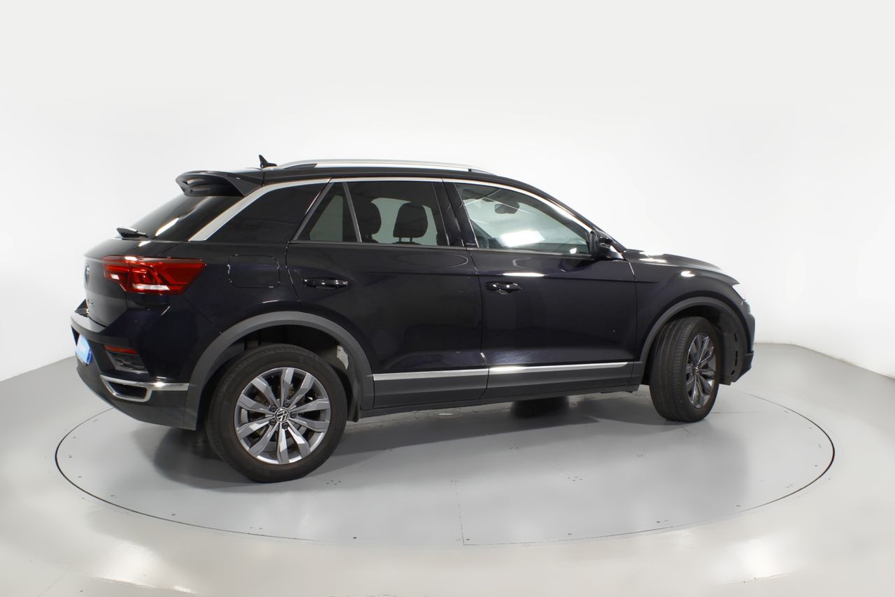 Foto Volkswagen T-Roc 24