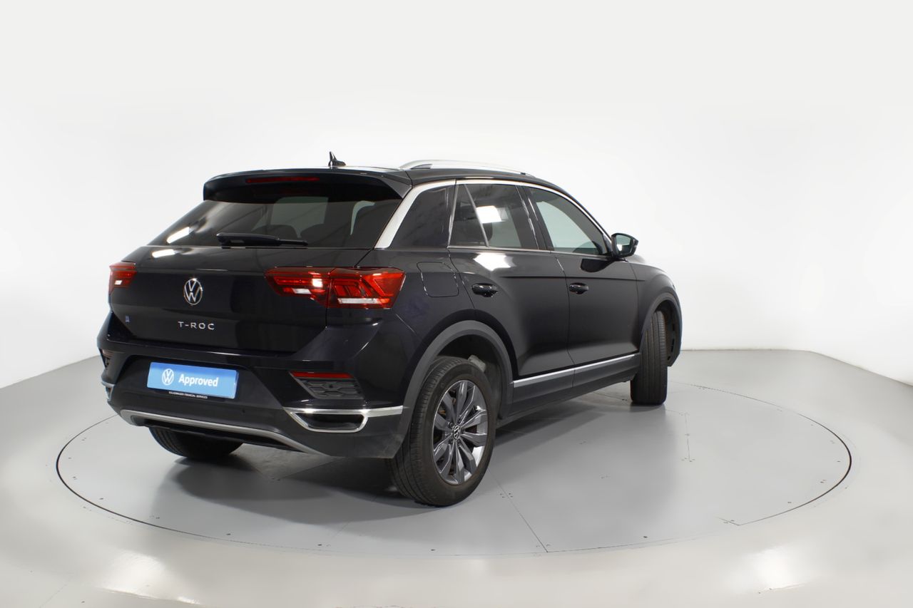 Foto Volkswagen T-Roc 25