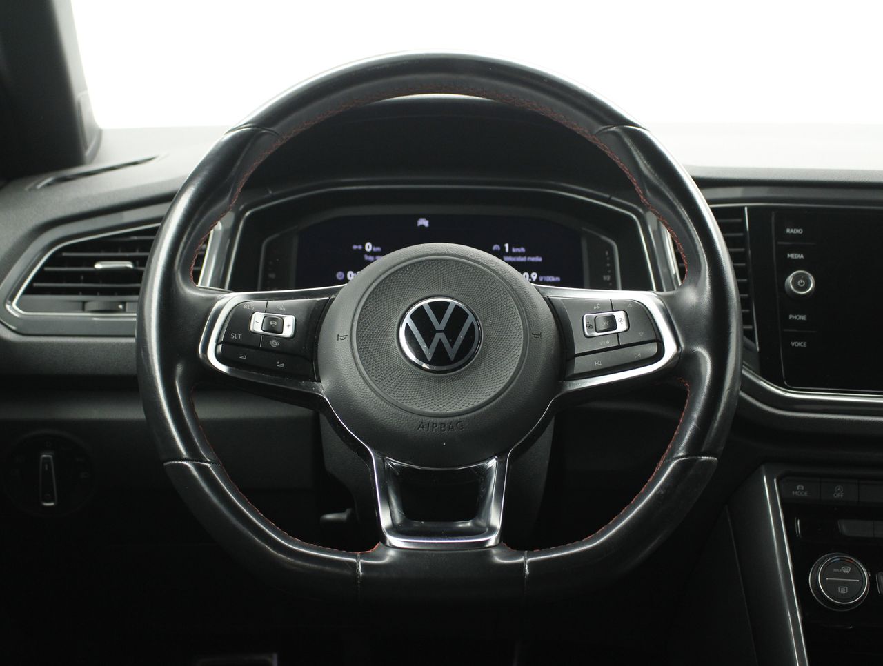 Foto Volkswagen T-Roc 13