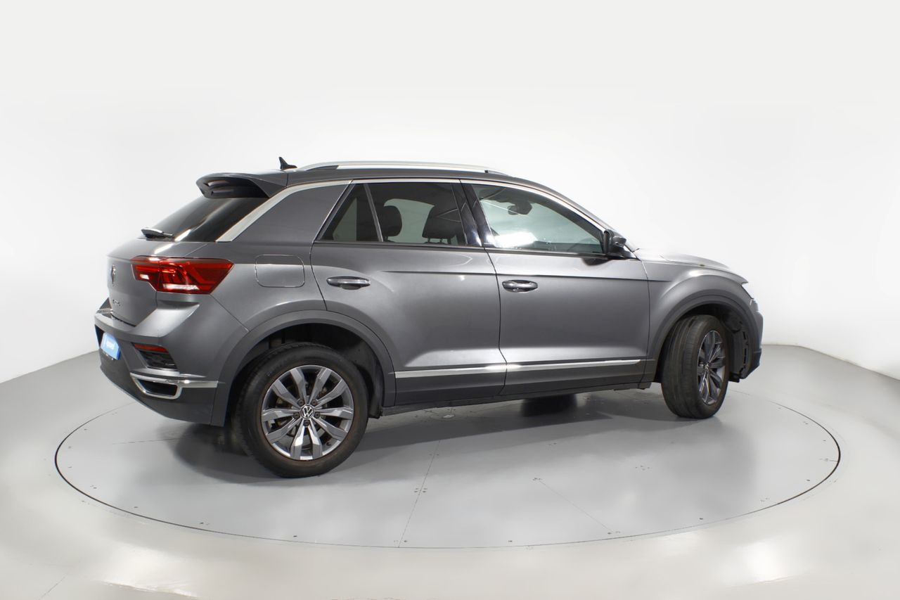 Foto Volkswagen T-Roc 24