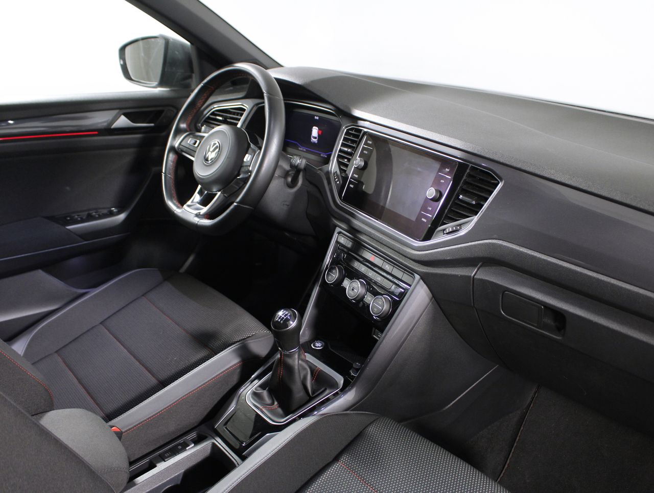 Foto Volkswagen T-Roc 15