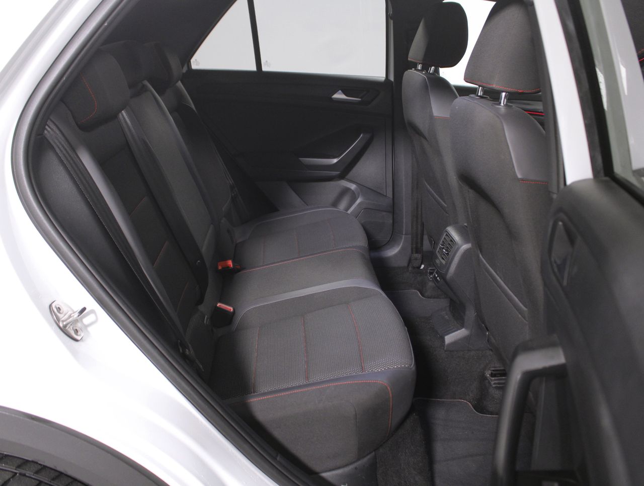 Foto Volkswagen T-Roc 6