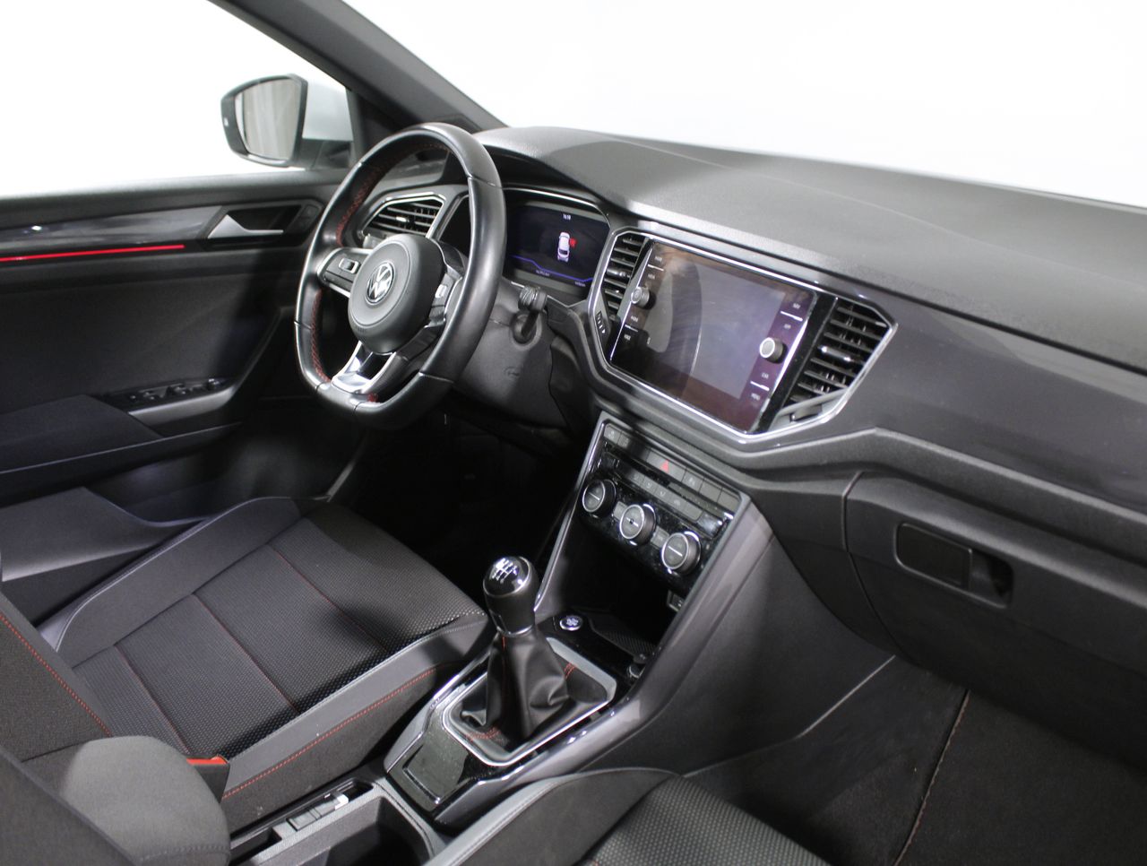 Foto Volkswagen T-Roc 15