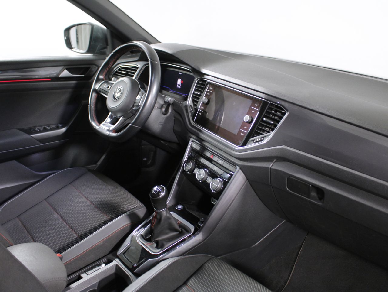 Foto Volkswagen T-Roc 15