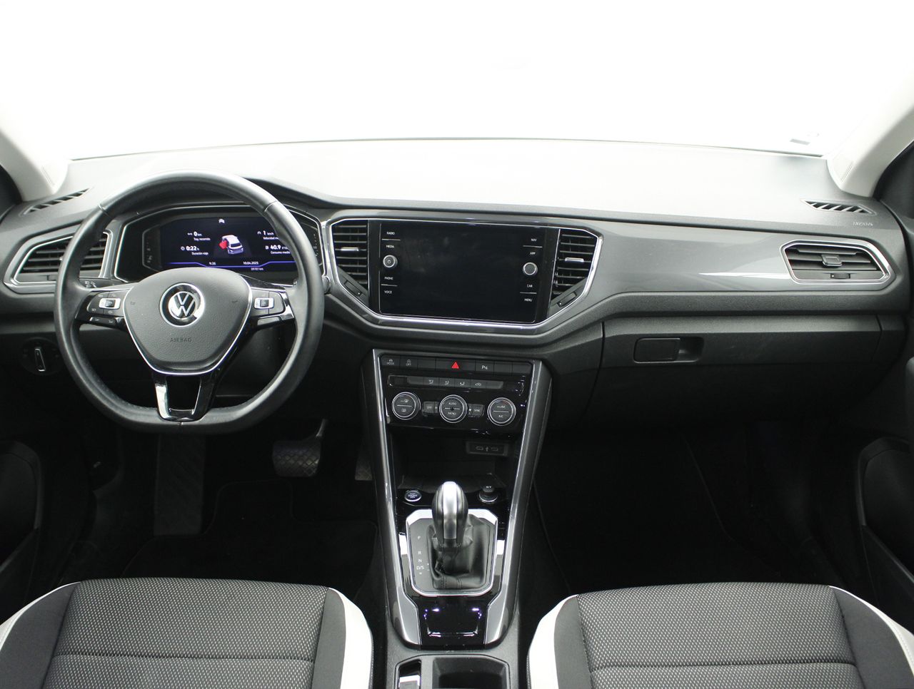 Foto Volkswagen T-Roc 4