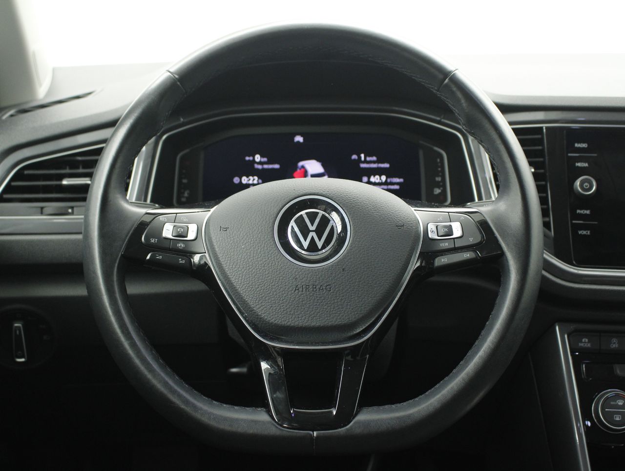 Foto Volkswagen T-Roc 13