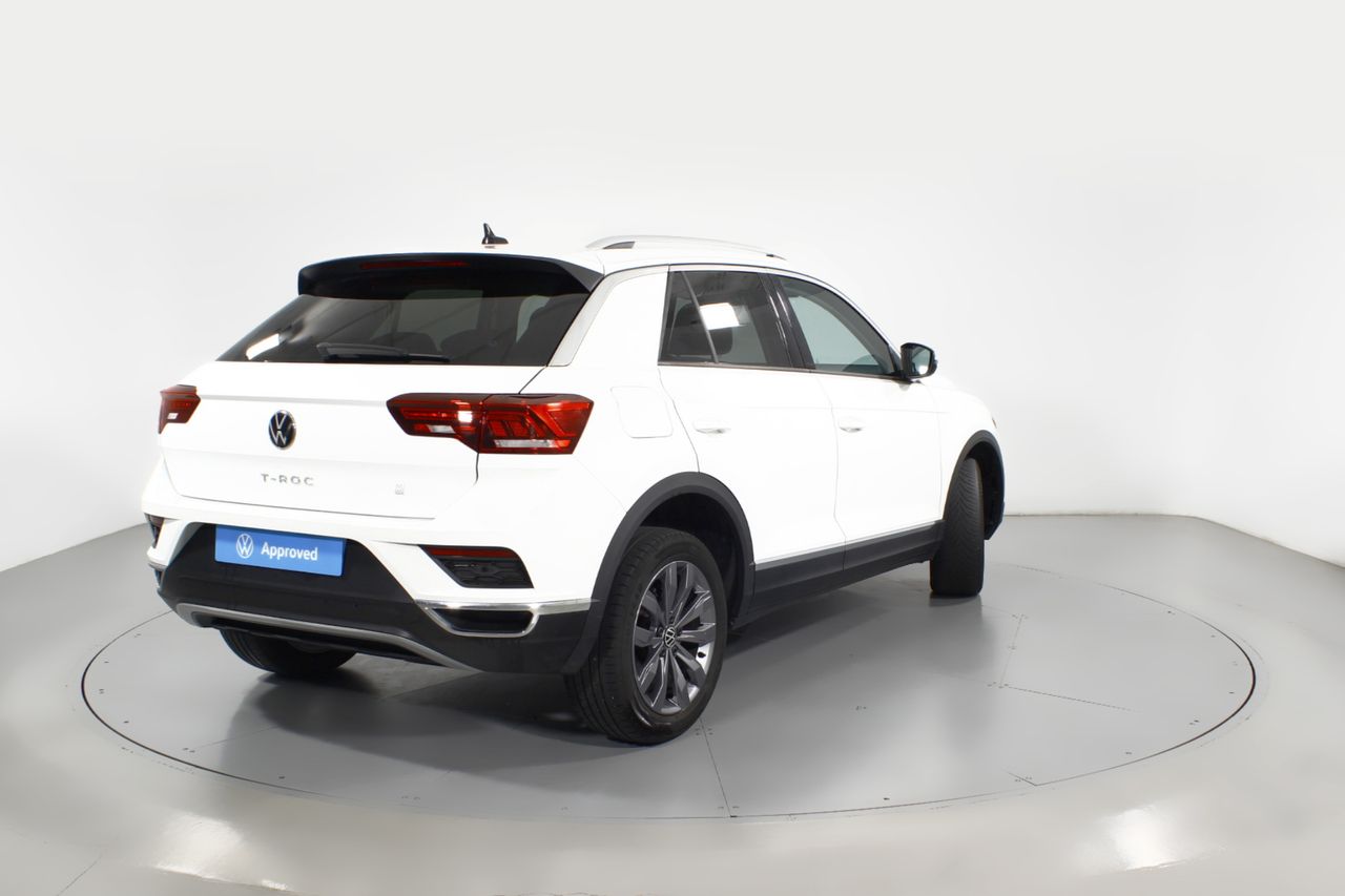 Foto Volkswagen T-Roc 25