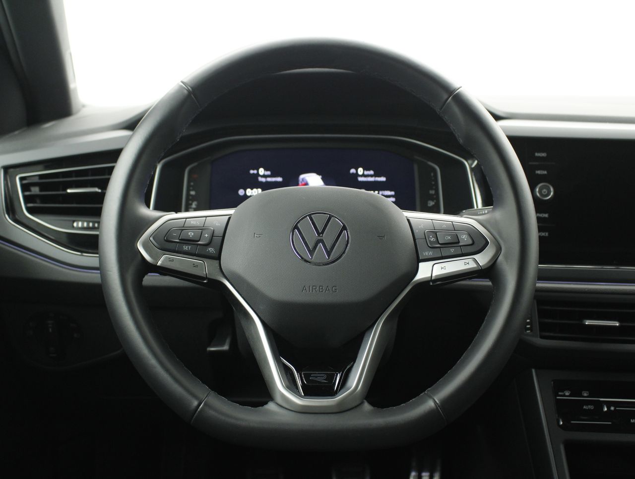 Foto Volkswagen Taigo 13