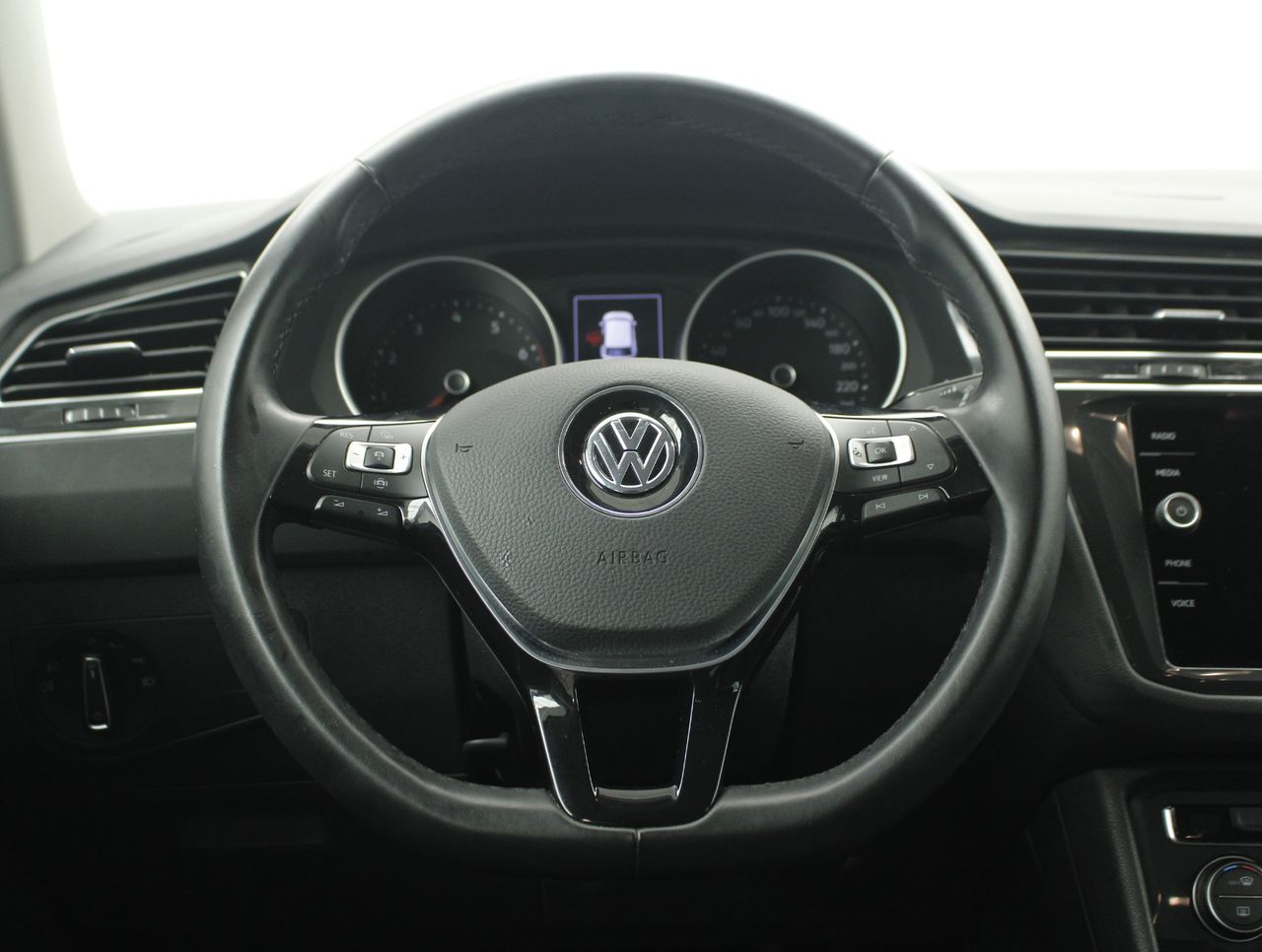Foto Volkswagen Tiguan 13