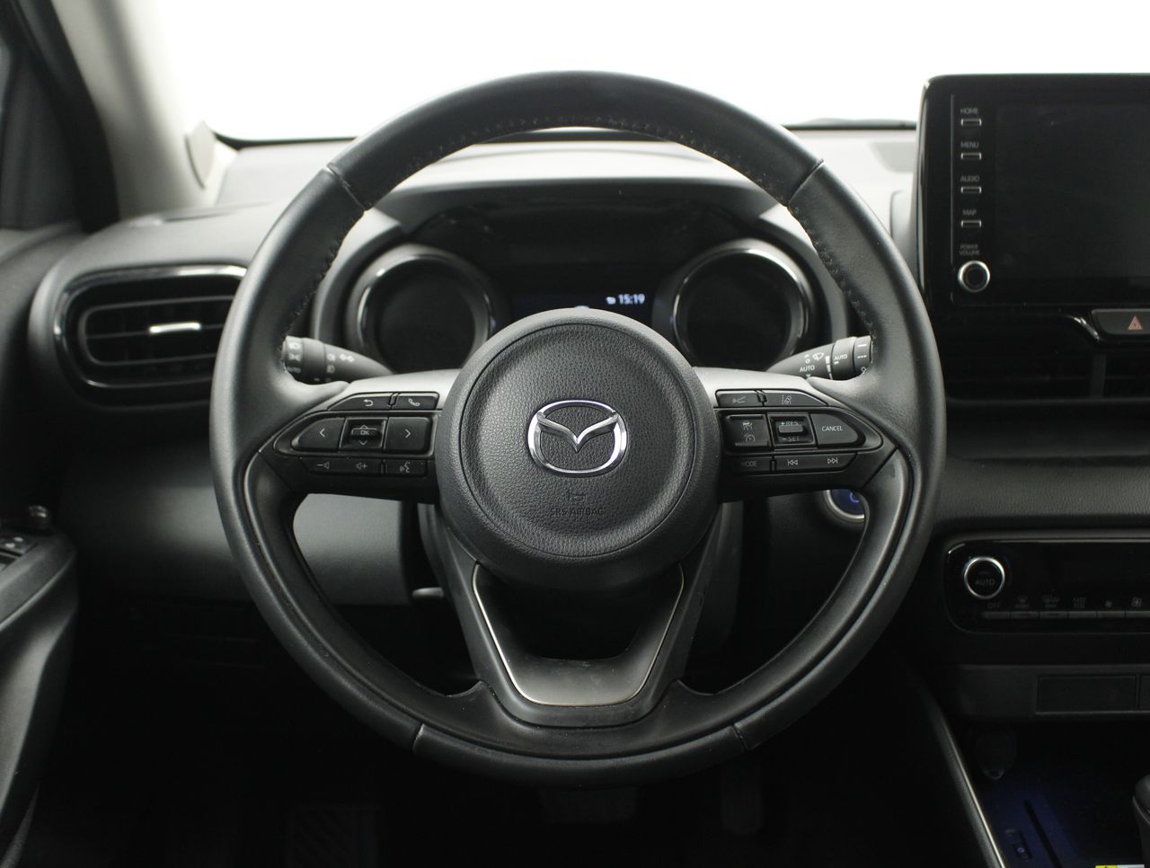 Foto Mazda Mazda2 13