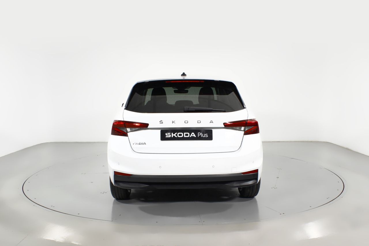Foto Skoda Fabia 17