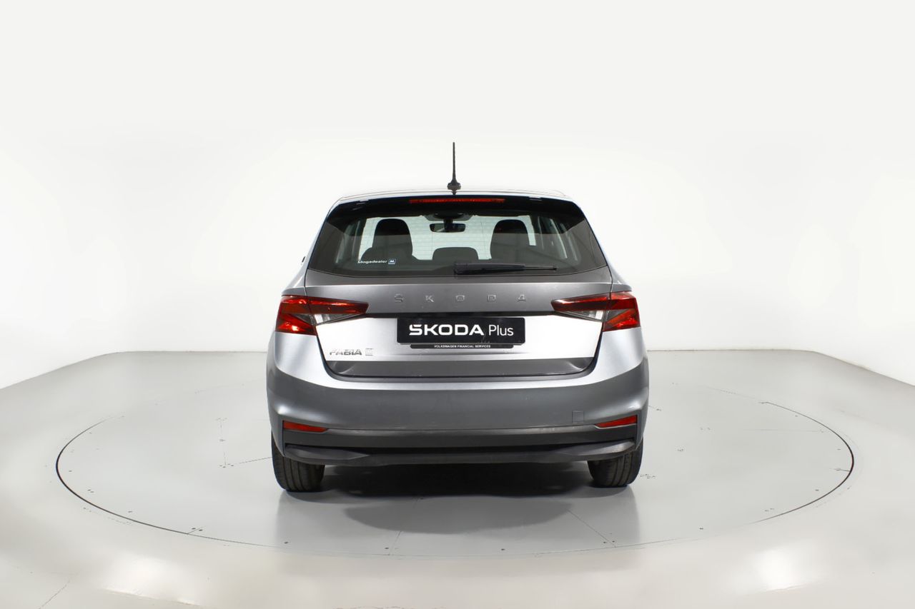 Foto Skoda Fabia 17
