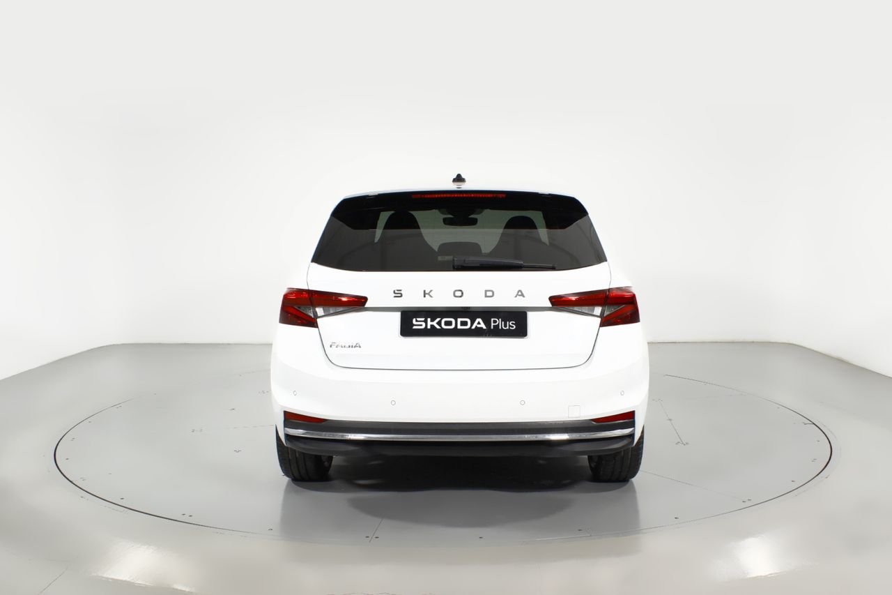 Foto Skoda Fabia 17
