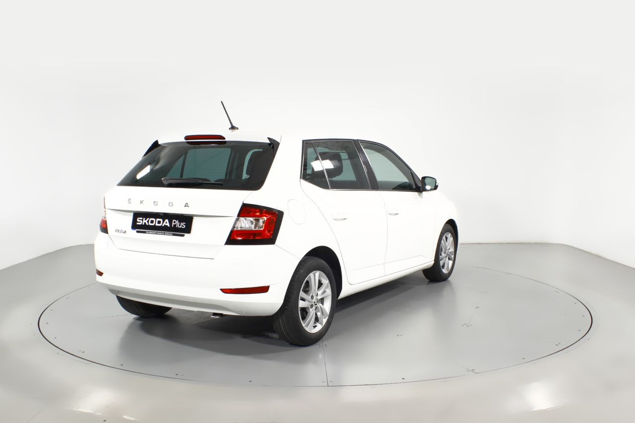 Foto Skoda Fabia 25