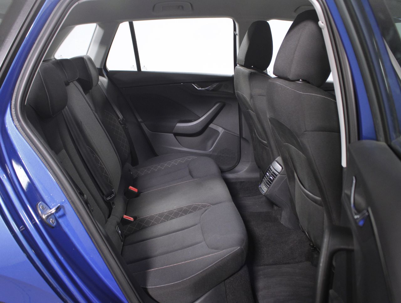 Foto Skoda Kamiq 6