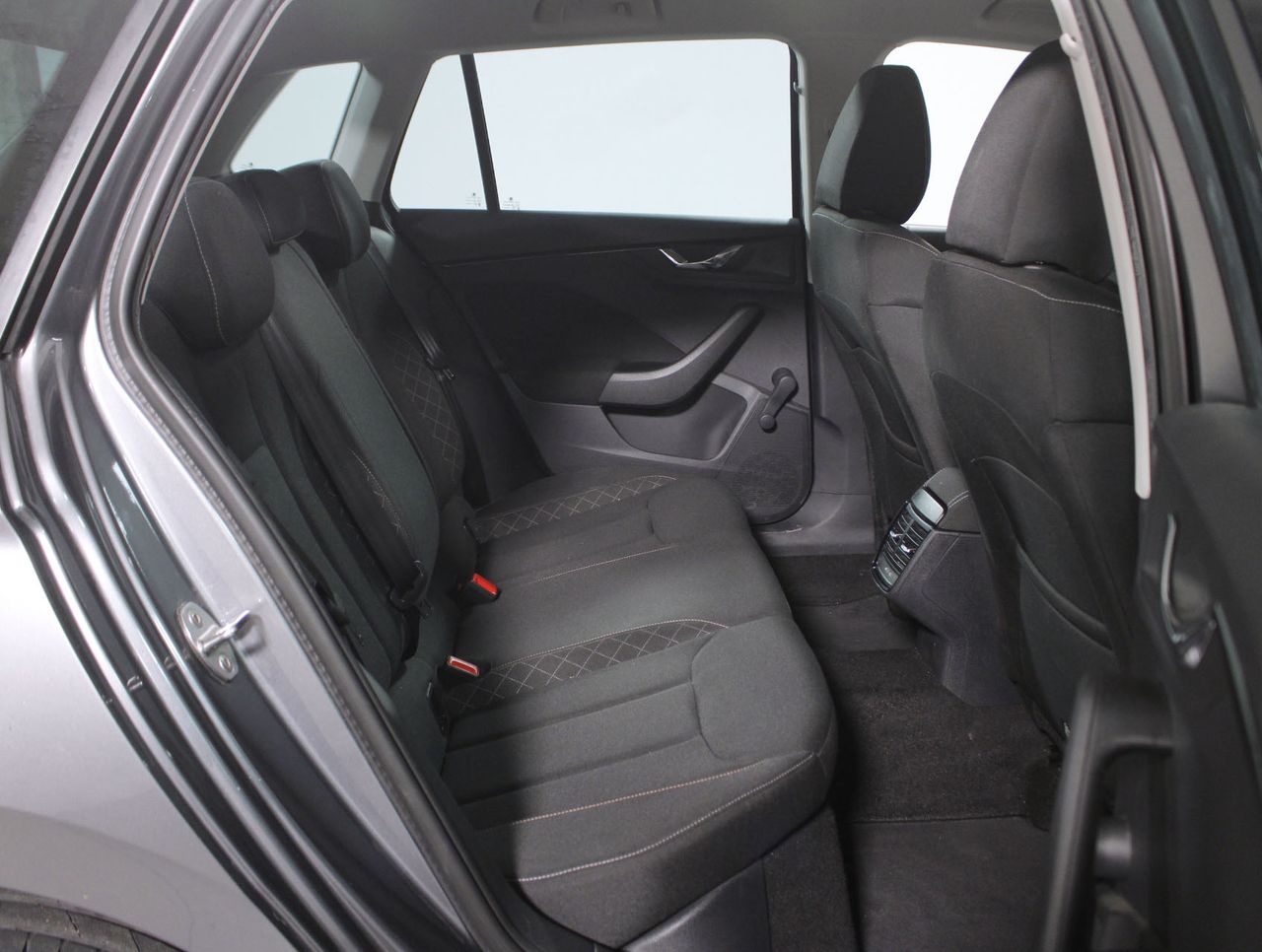Foto Skoda Kamiq 6