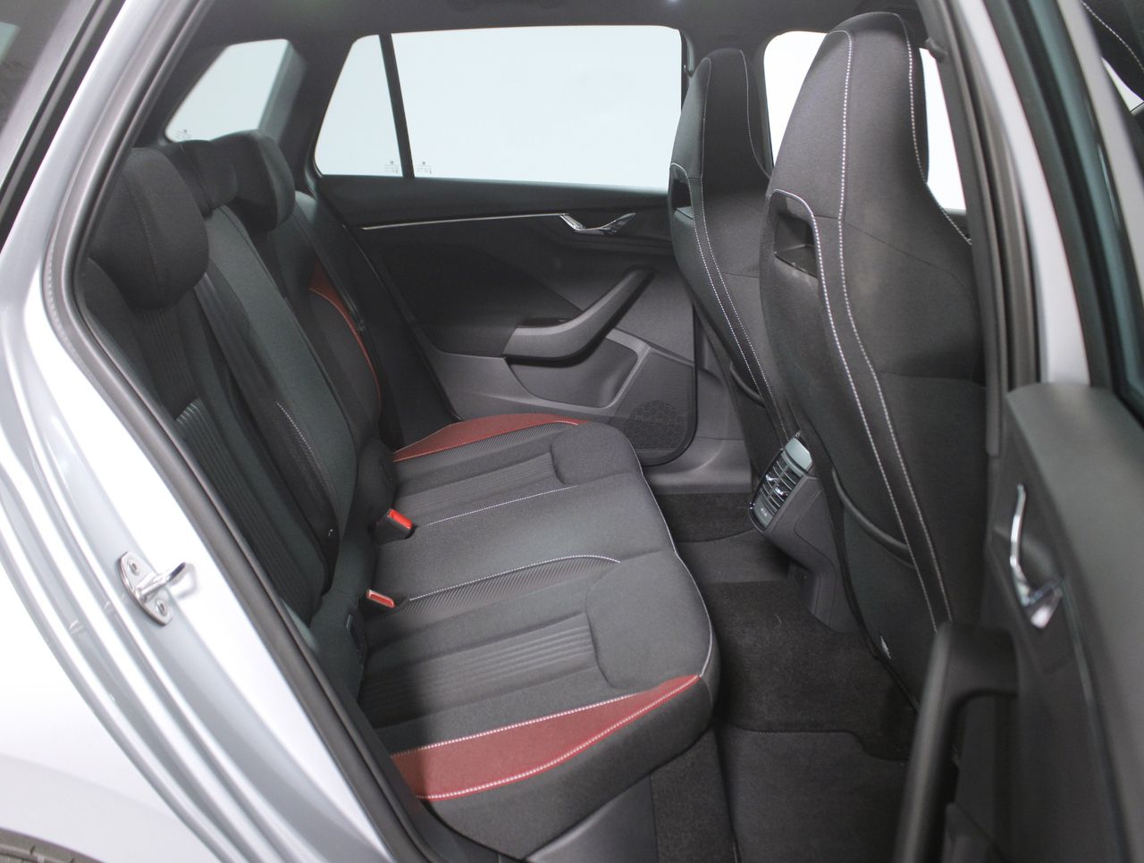 Foto Skoda Kamiq 6
