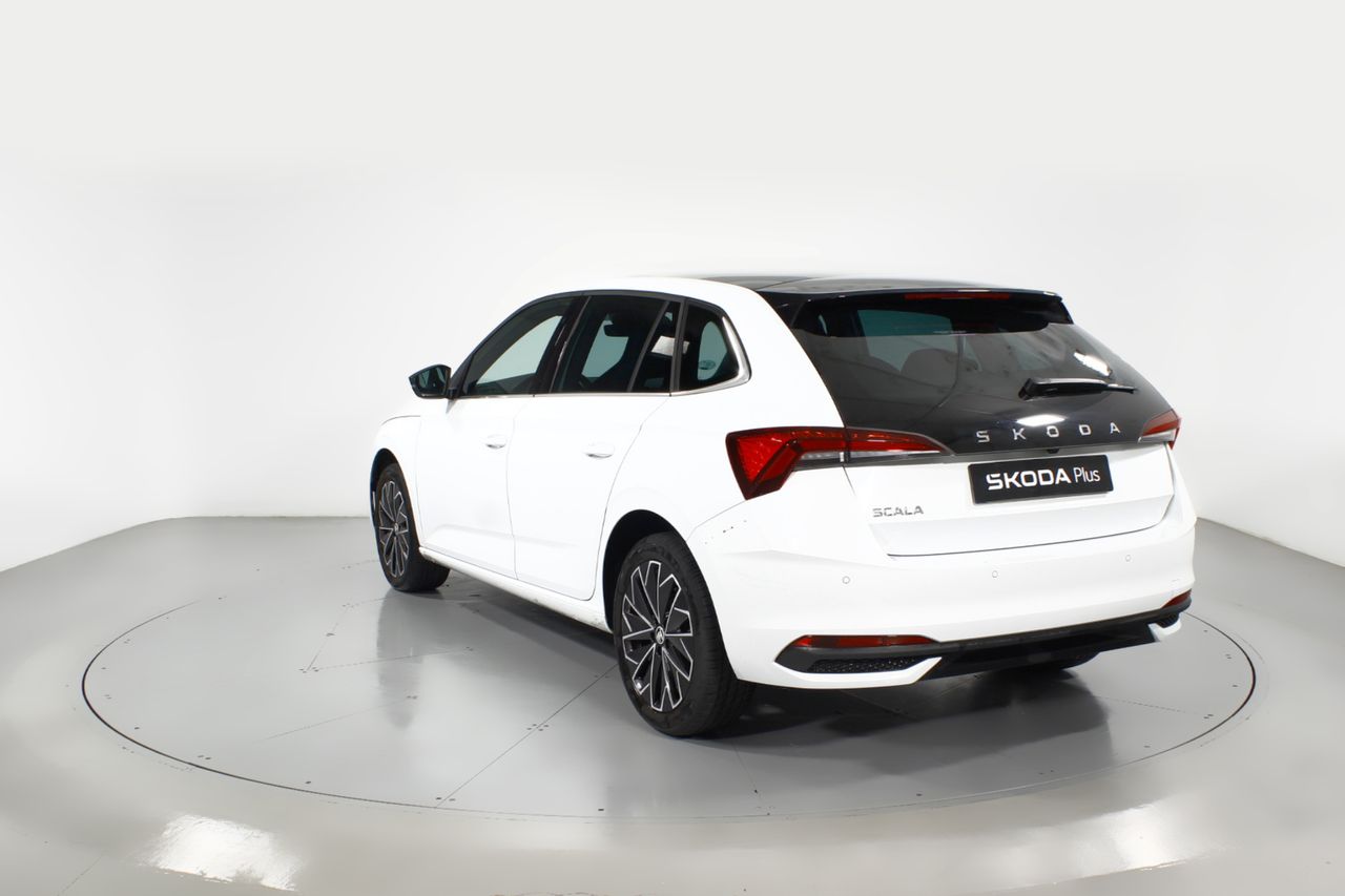 Foto Skoda Scala 2