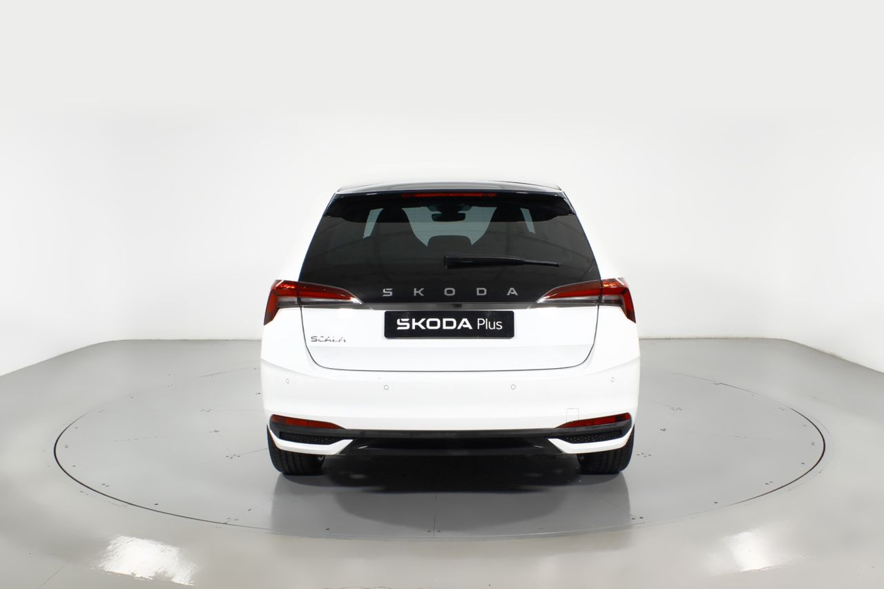 Foto Skoda Scala 17