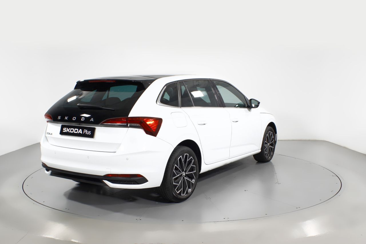 Foto Skoda Scala 25