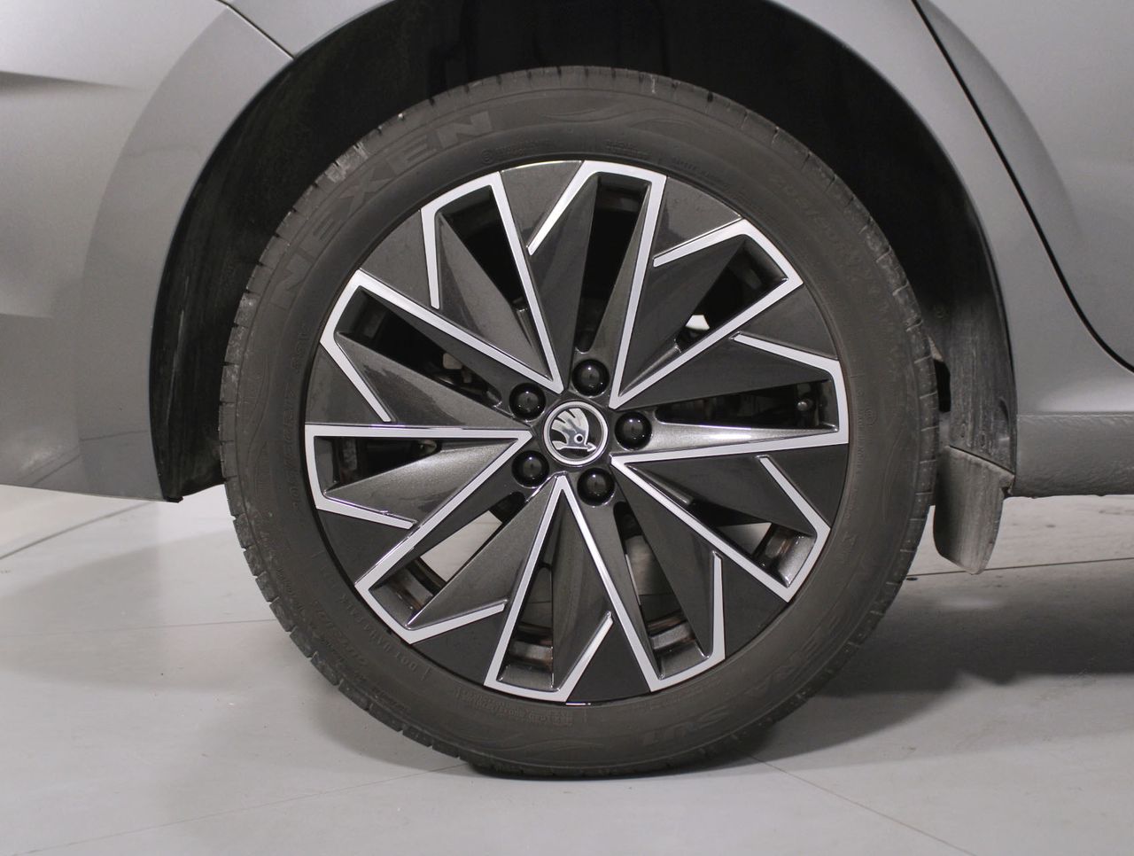 Foto Skoda Scala 8