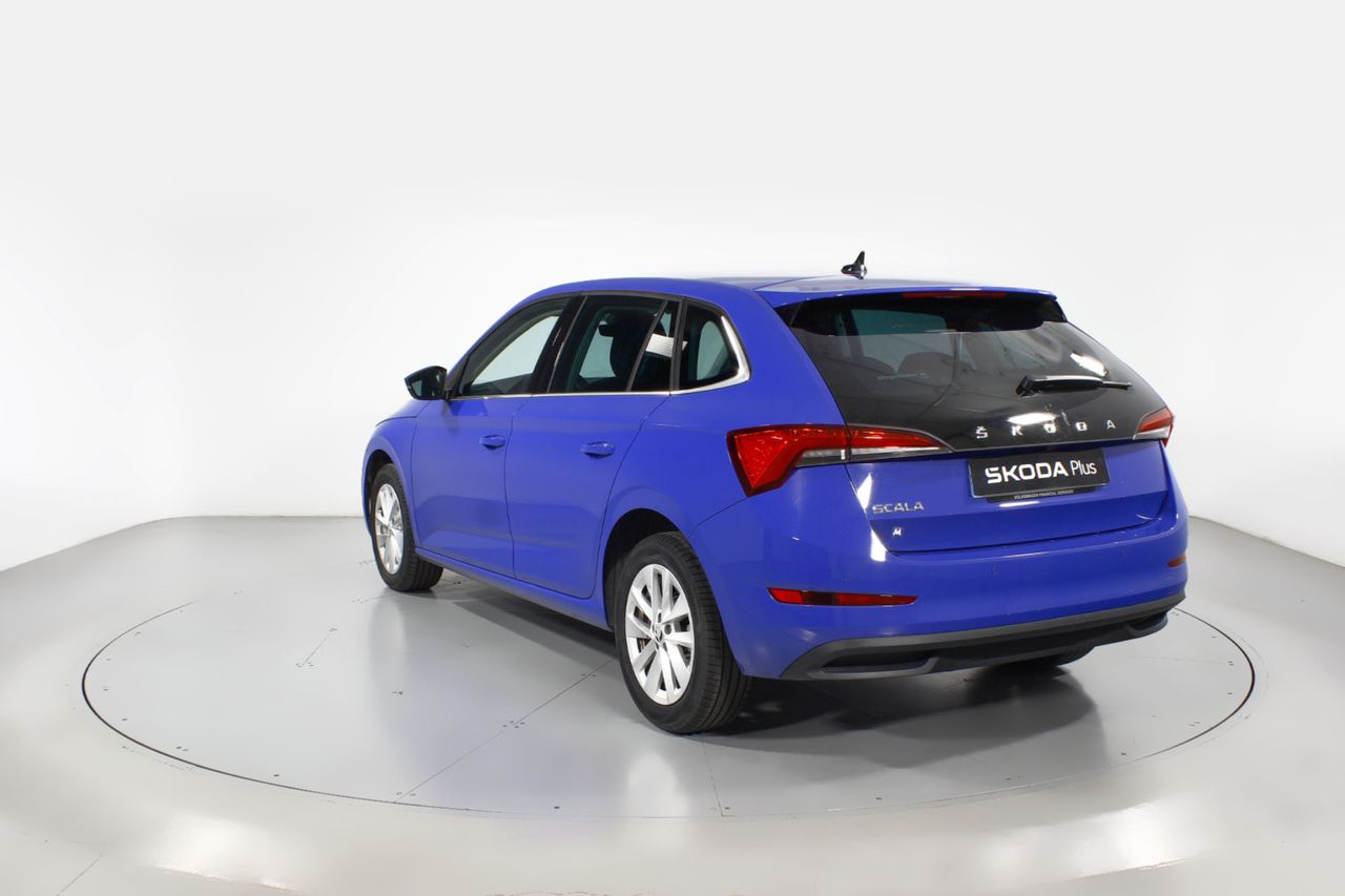 Foto Skoda Scala 2