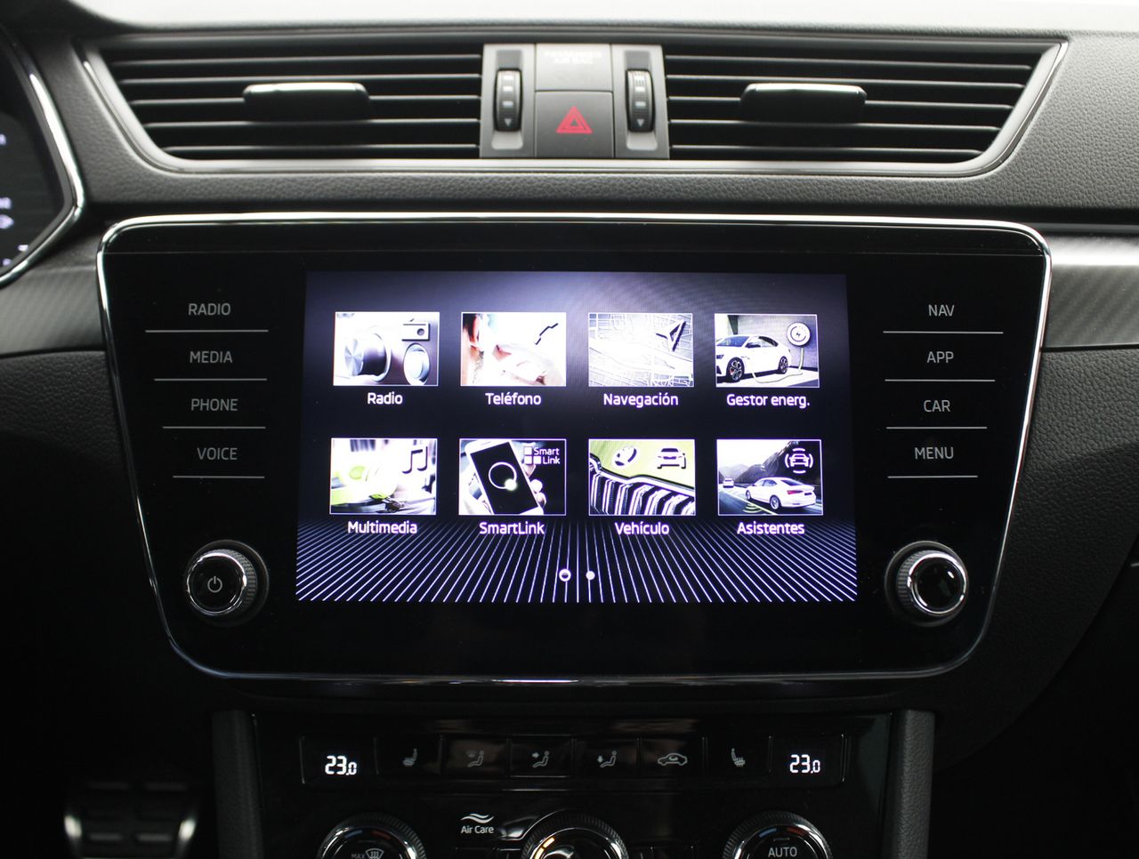 Foto Skoda Superb 12