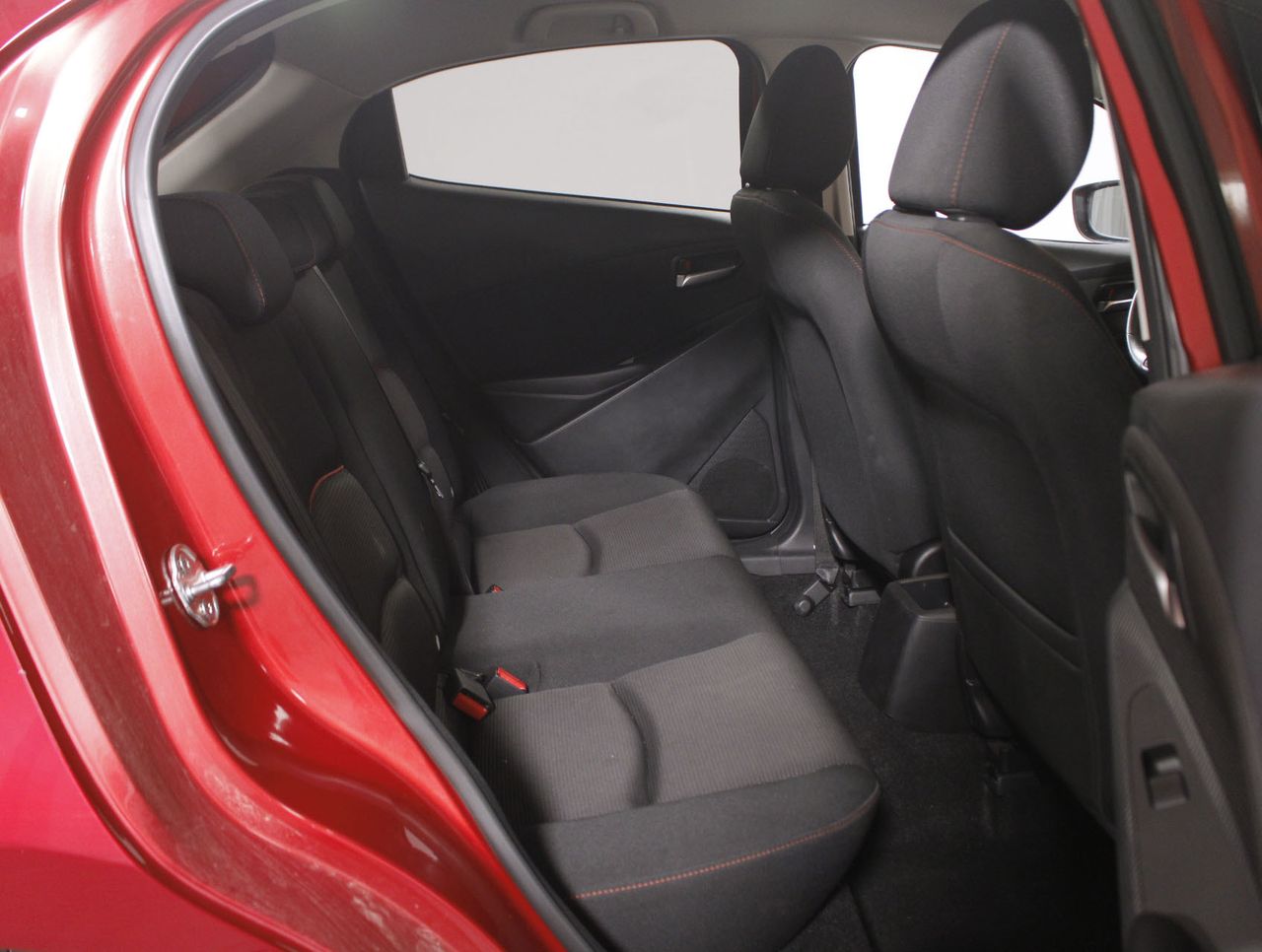 Foto Mazda Mazda2 5