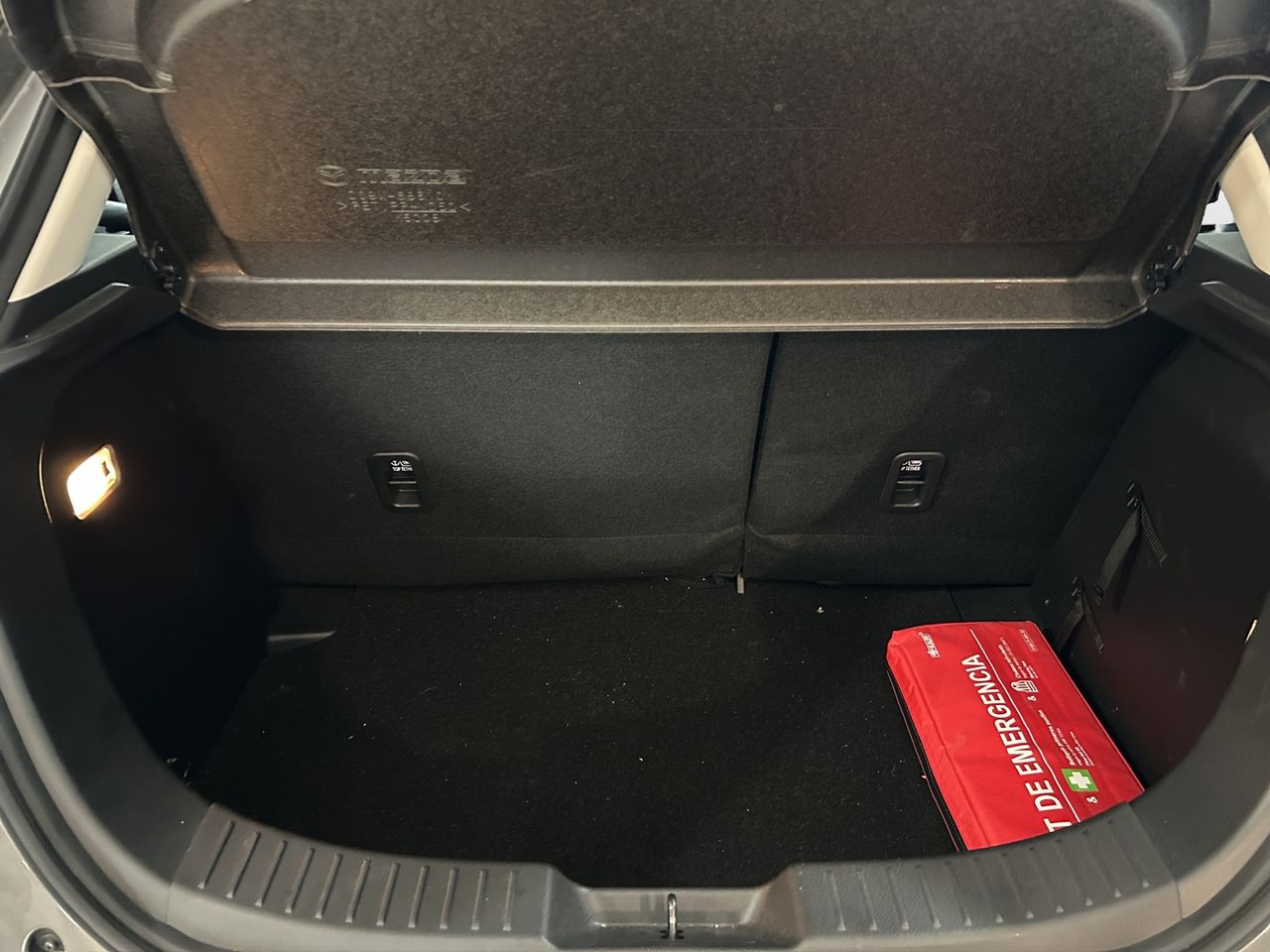 Foto Mazda Mazda2 7