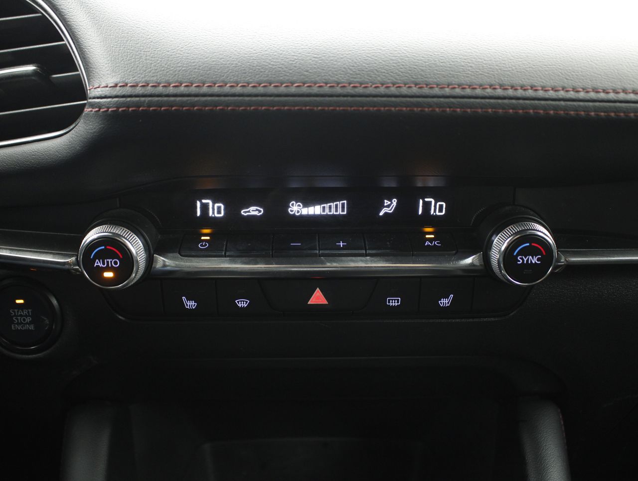 Foto Mazda Mazda3 11