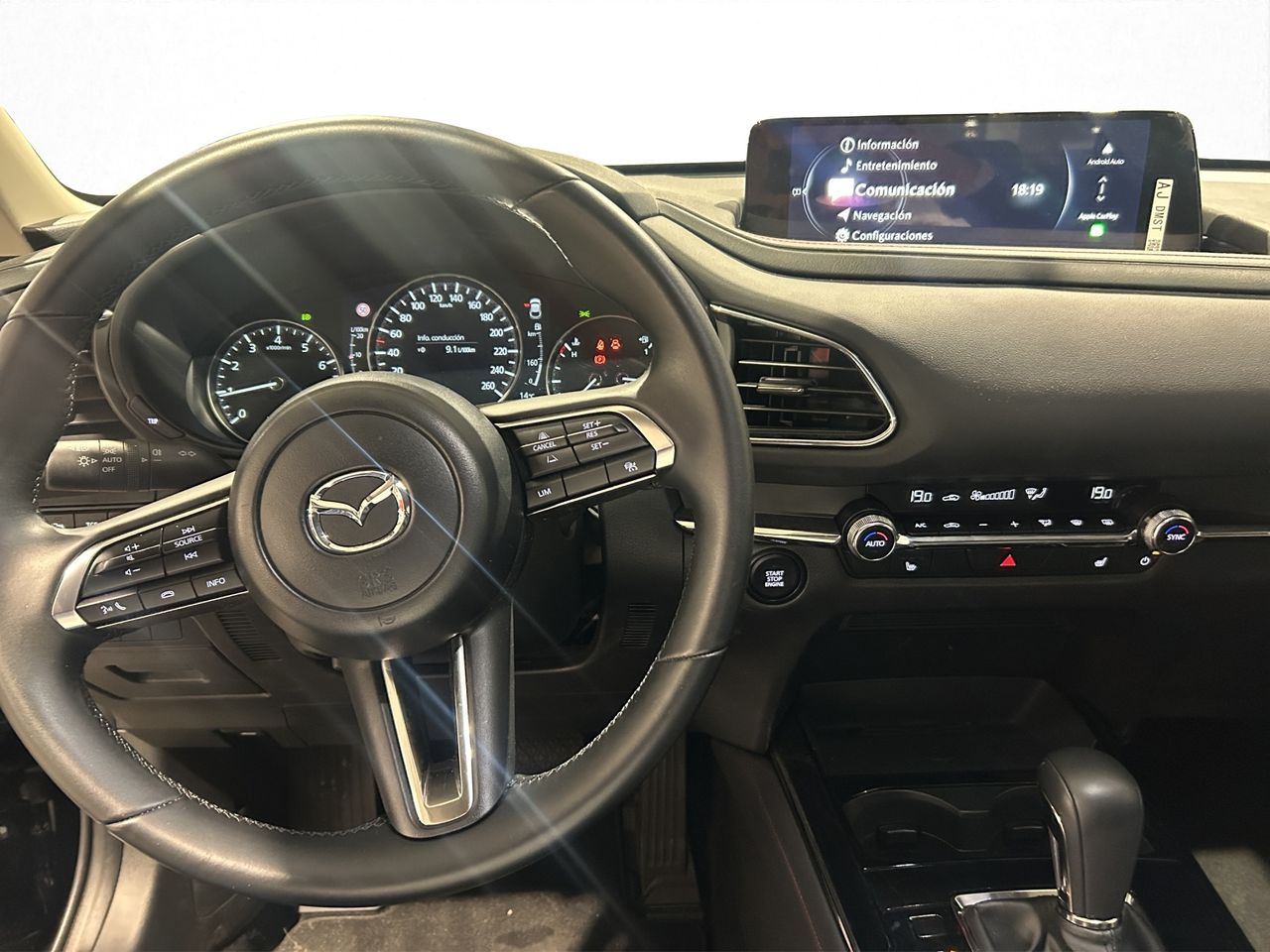 Foto Mazda CX-30 4