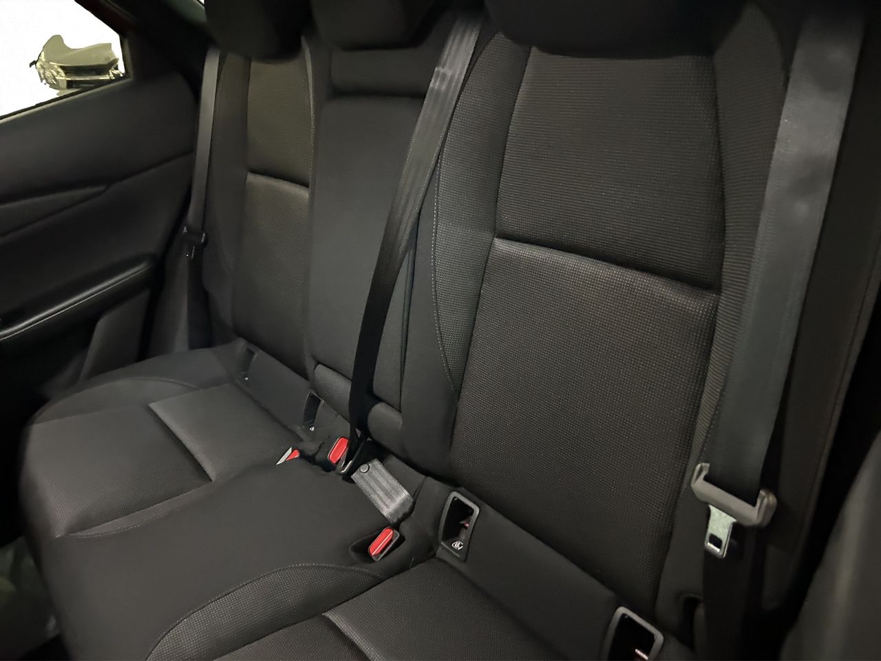 Foto Mazda CX-30 28